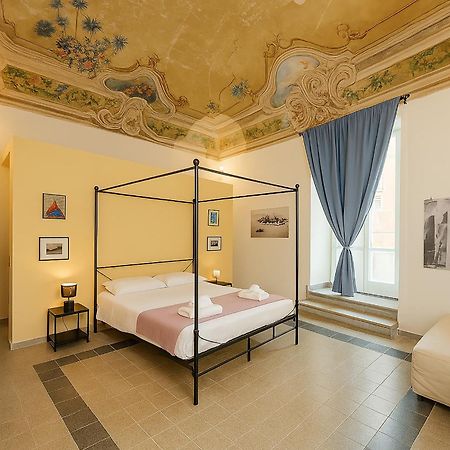 Palazzo Attila - Gioia Apartments Прочида Экстерьер фото
